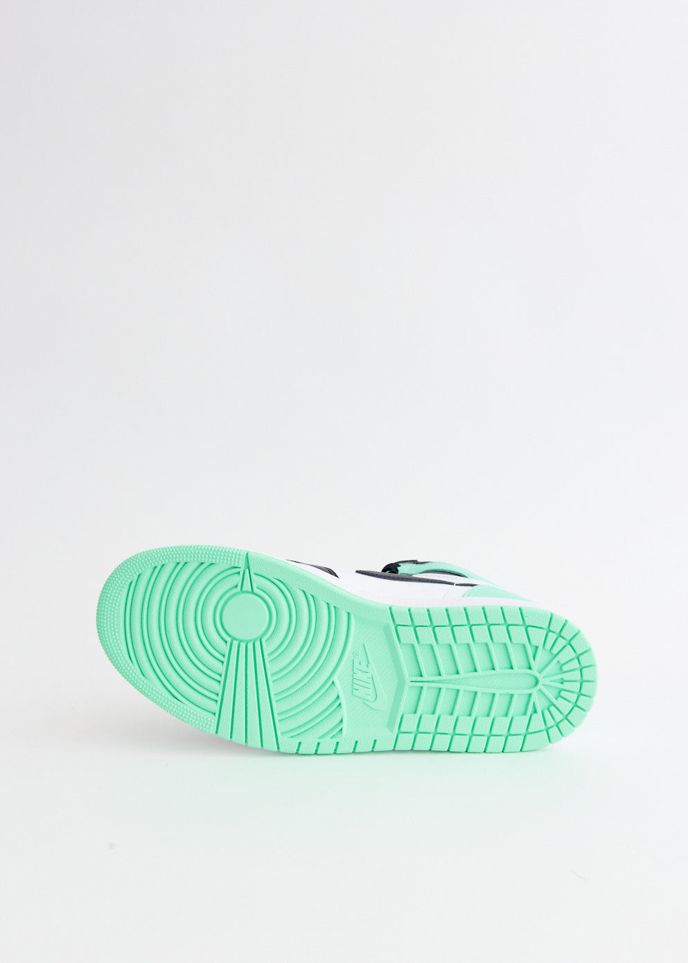 Air Jordan 1 Retro High OG 'Green Glow' Sneakers