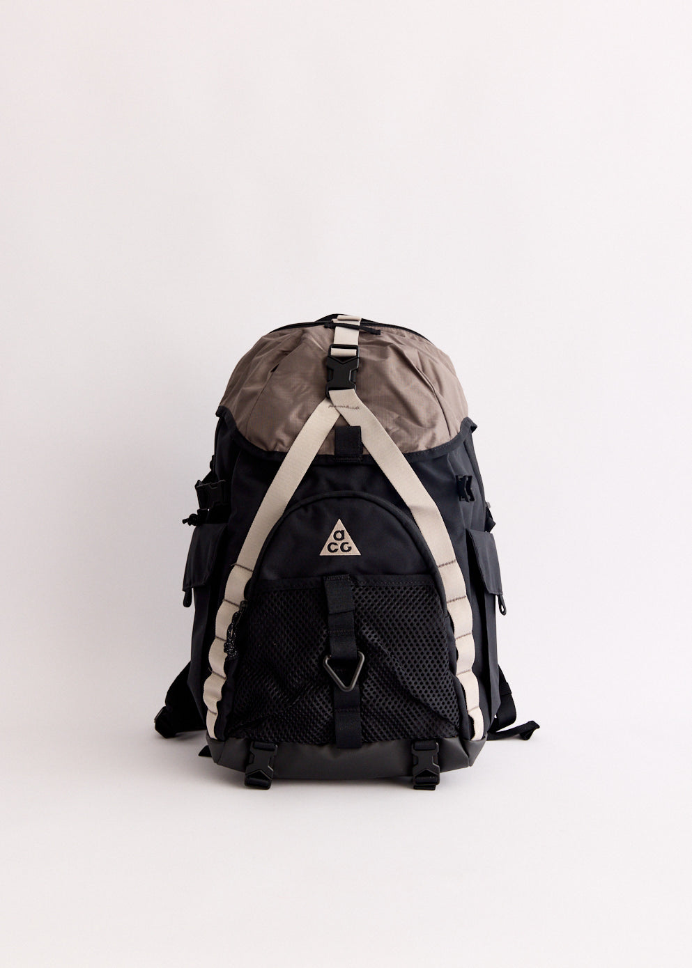 Nike ACG "DAYMAX" Backpack