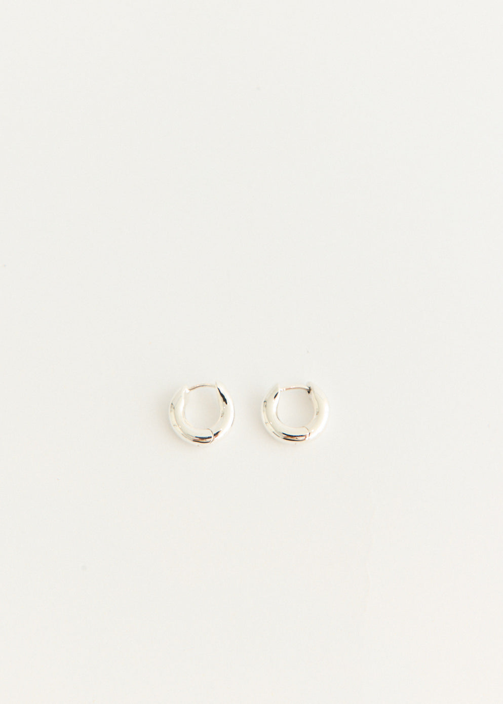 Wide Oblique Hoops