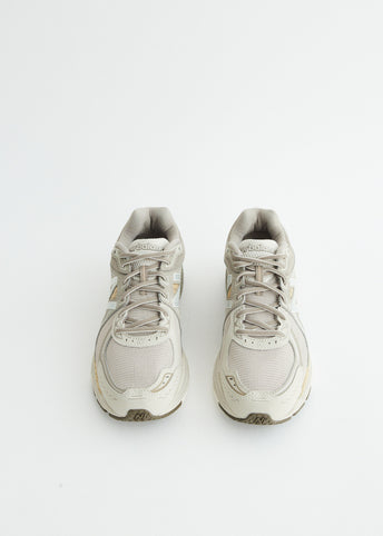 860v2 'Mars' Sneakers