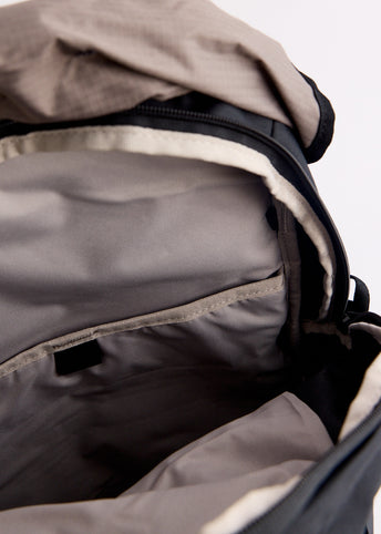Nike ACG "DAYMAX" Backpack