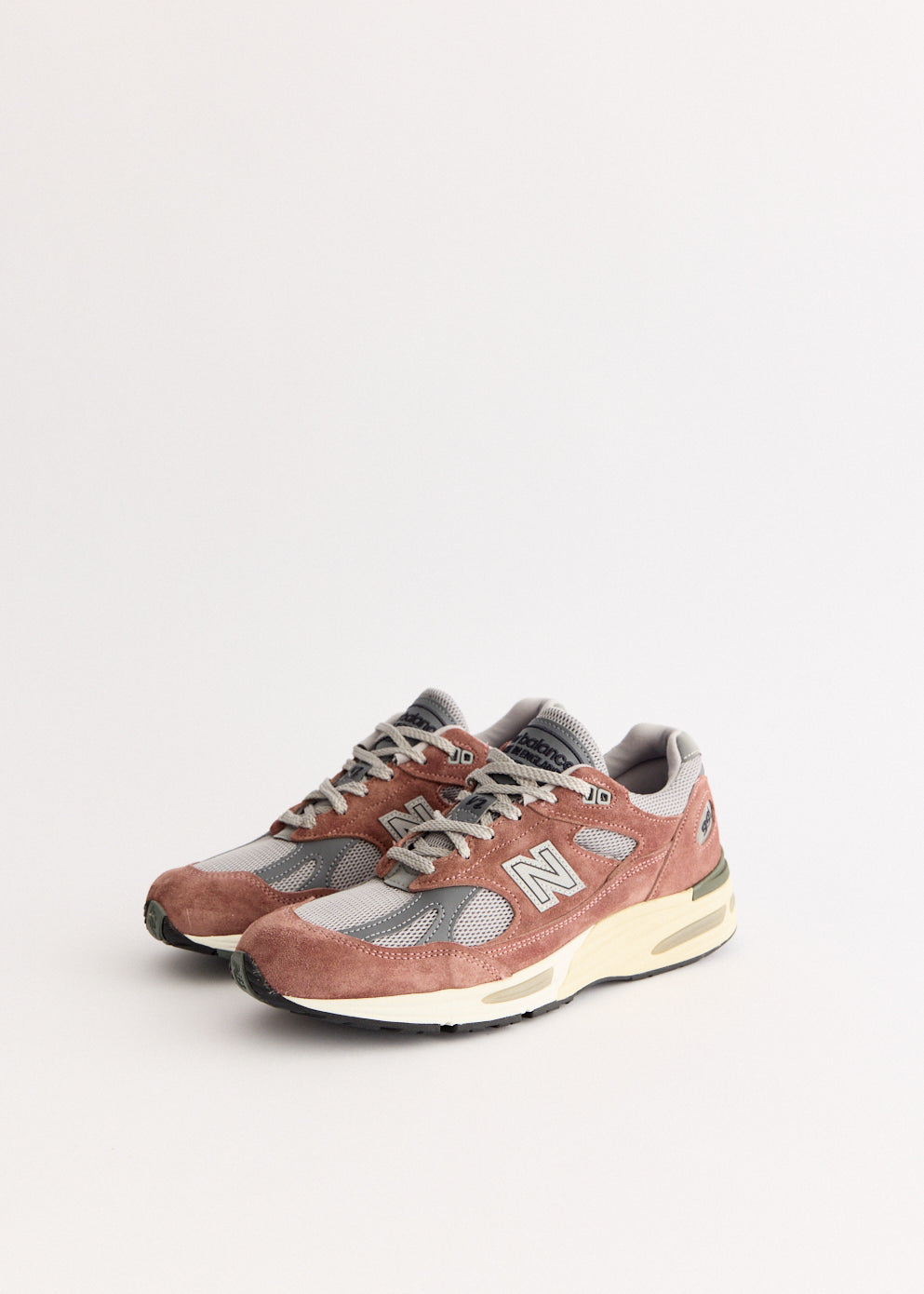 MADE in UK 991v2 'Rose Taupe' Sneakers