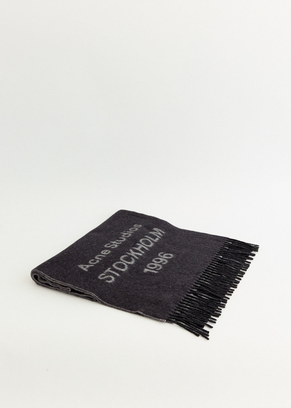 Logo Scarf