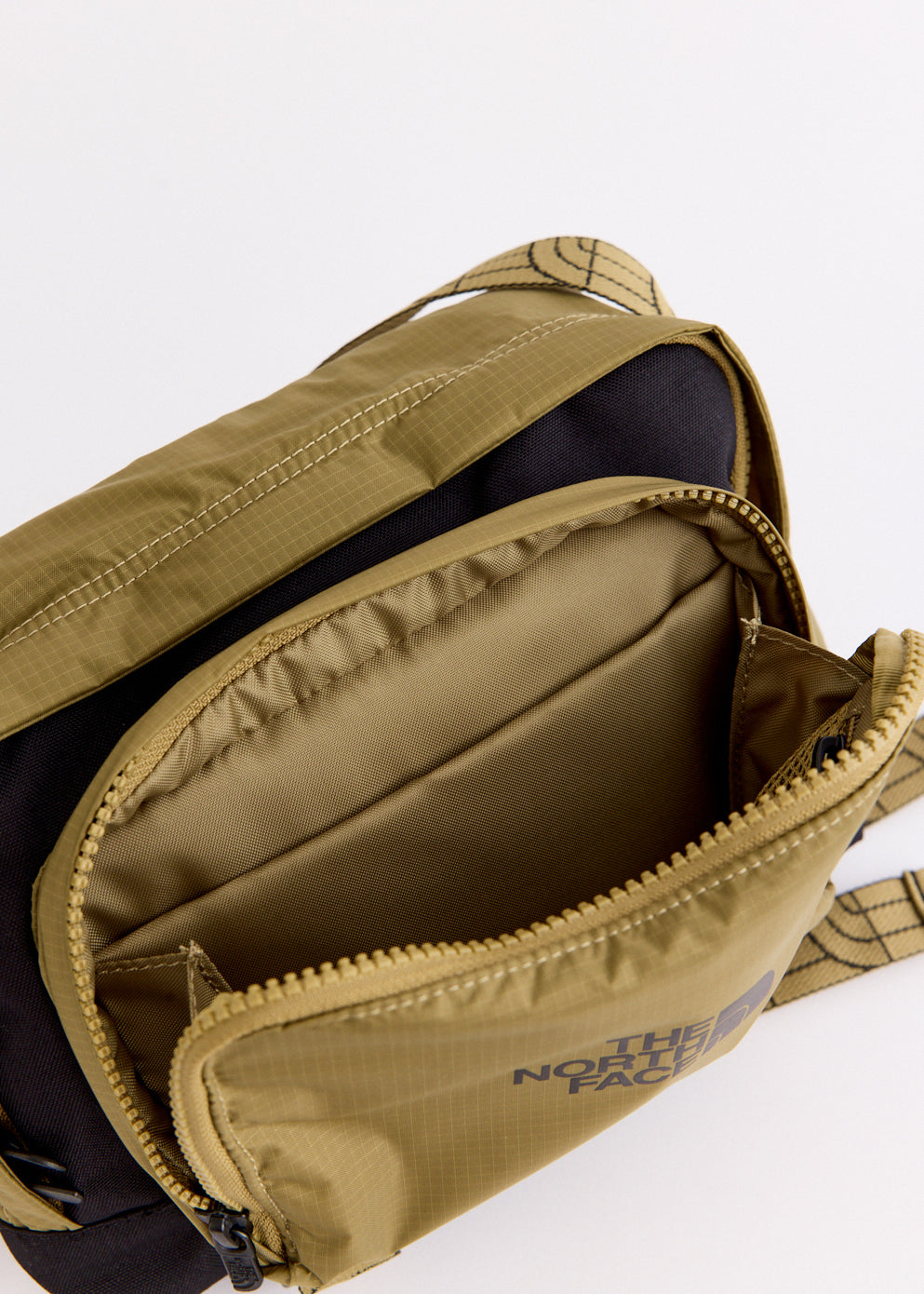 City Shoulder Bag AP