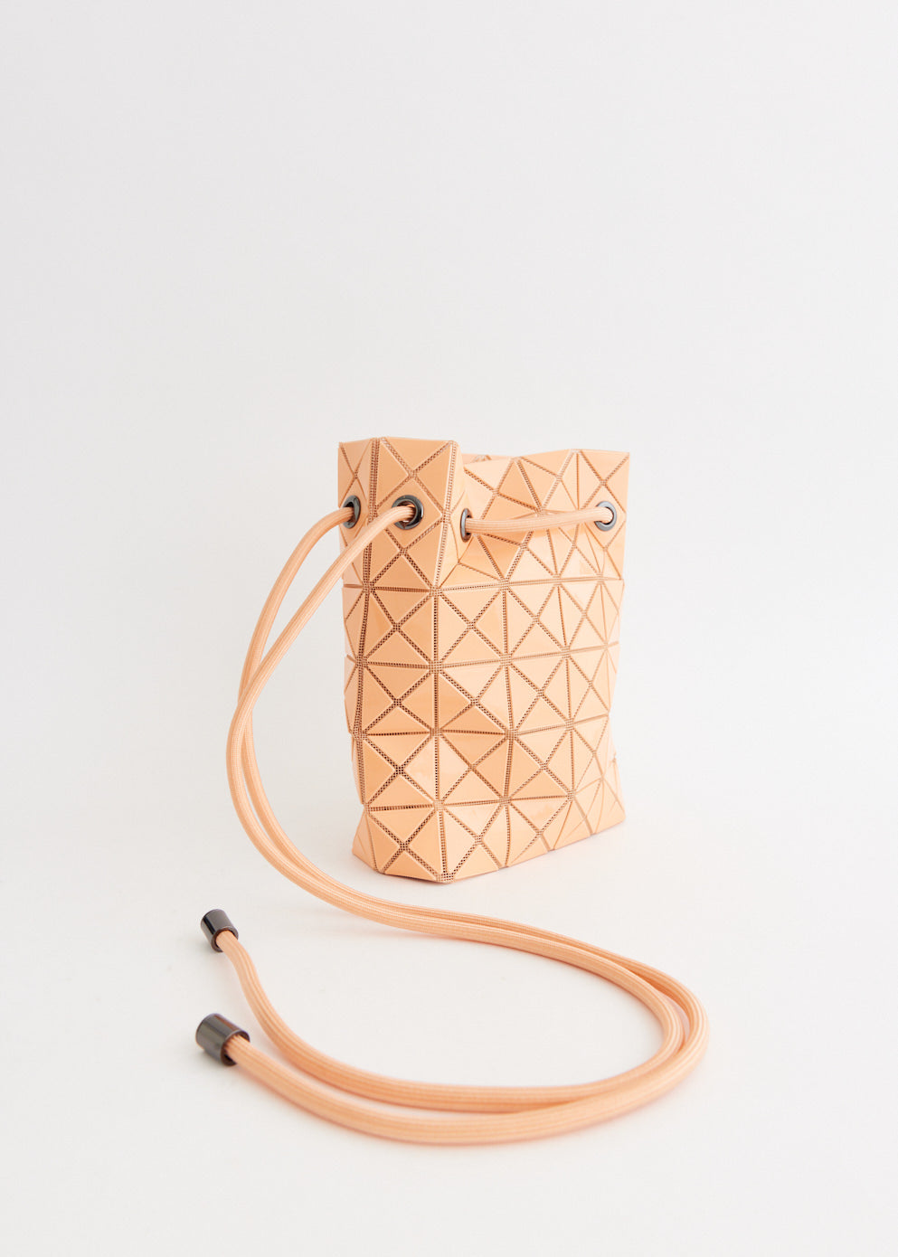 Wring One-Tone Crossbody Bag