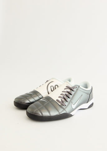 Total 90 'Light Graphite' Sneakers