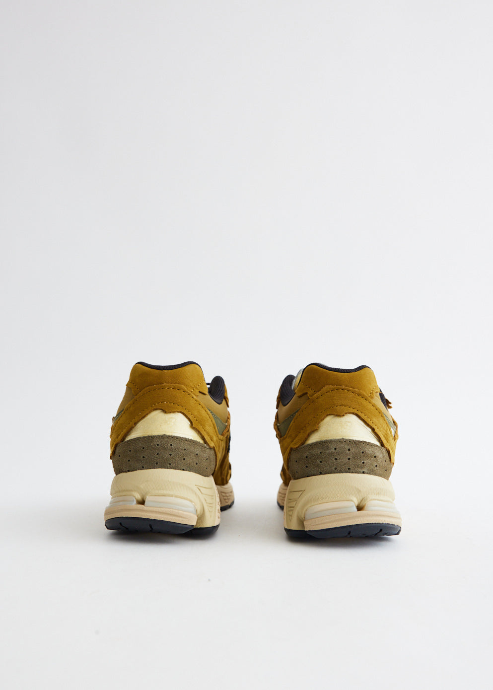 2002R Protection Pack 'High Desert' Sneakers