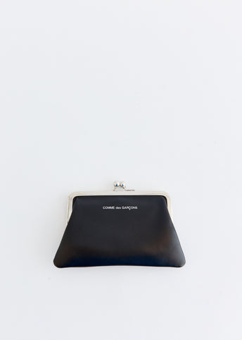 Kiss Clasp