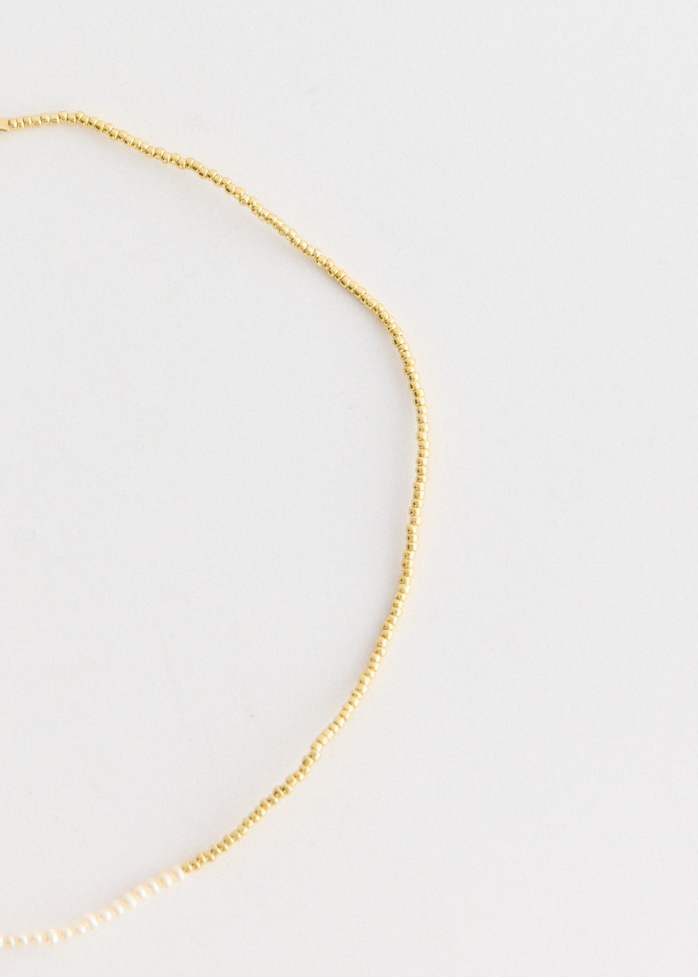 Slim Pearly Necklace