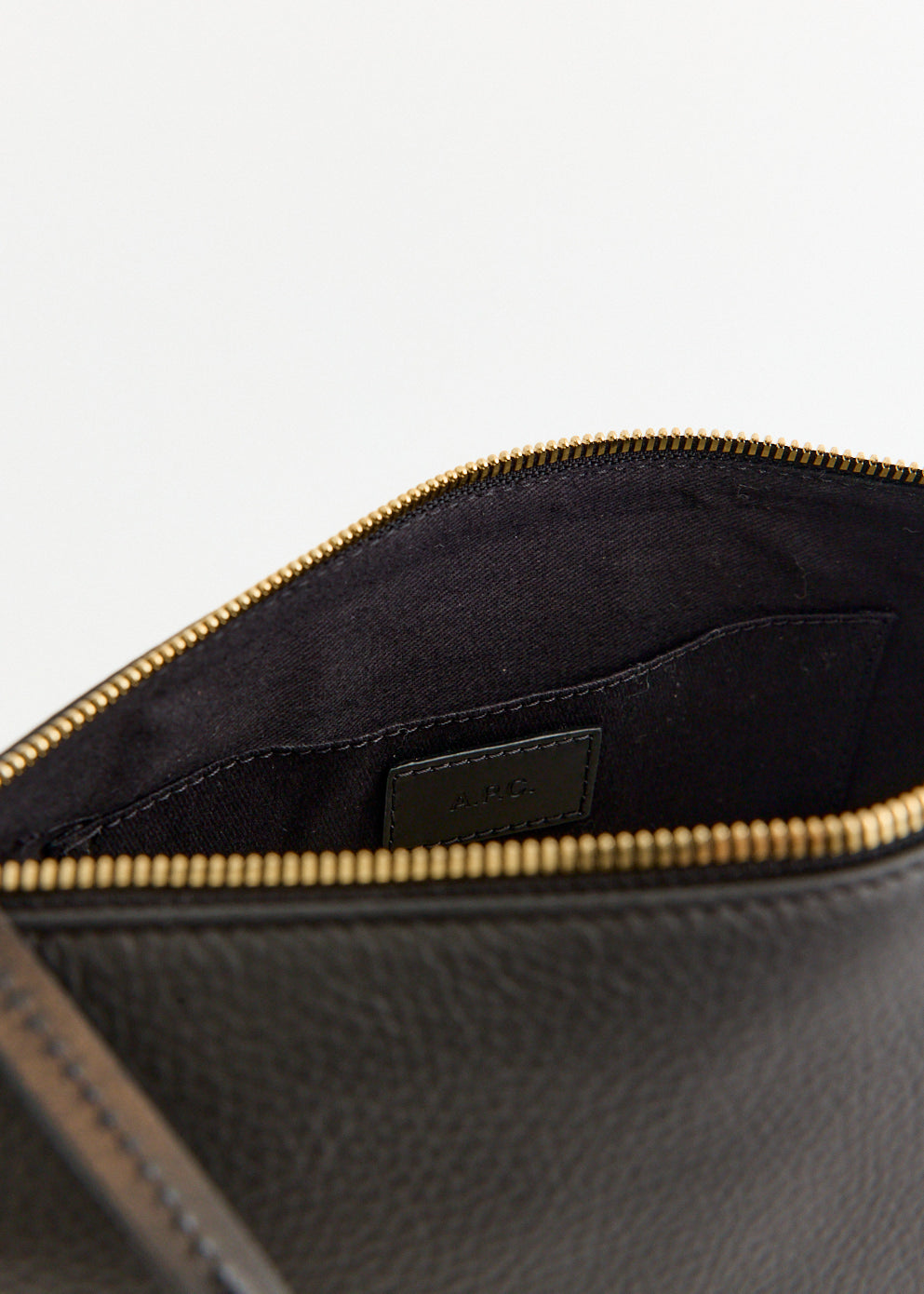 Vera Baguette Bag
