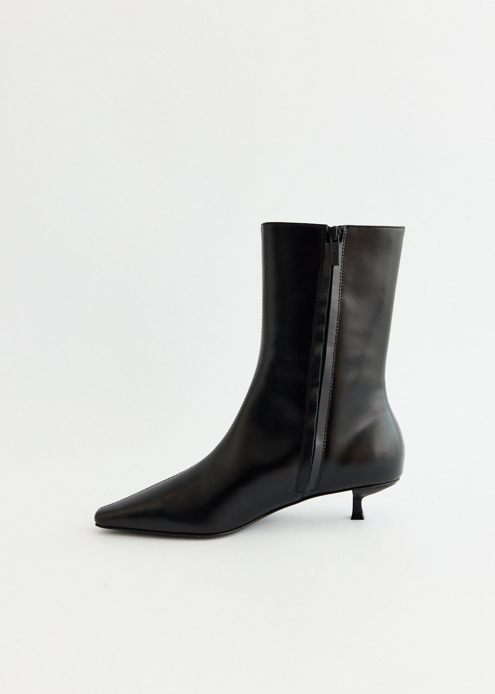 Petit Pouch Boot