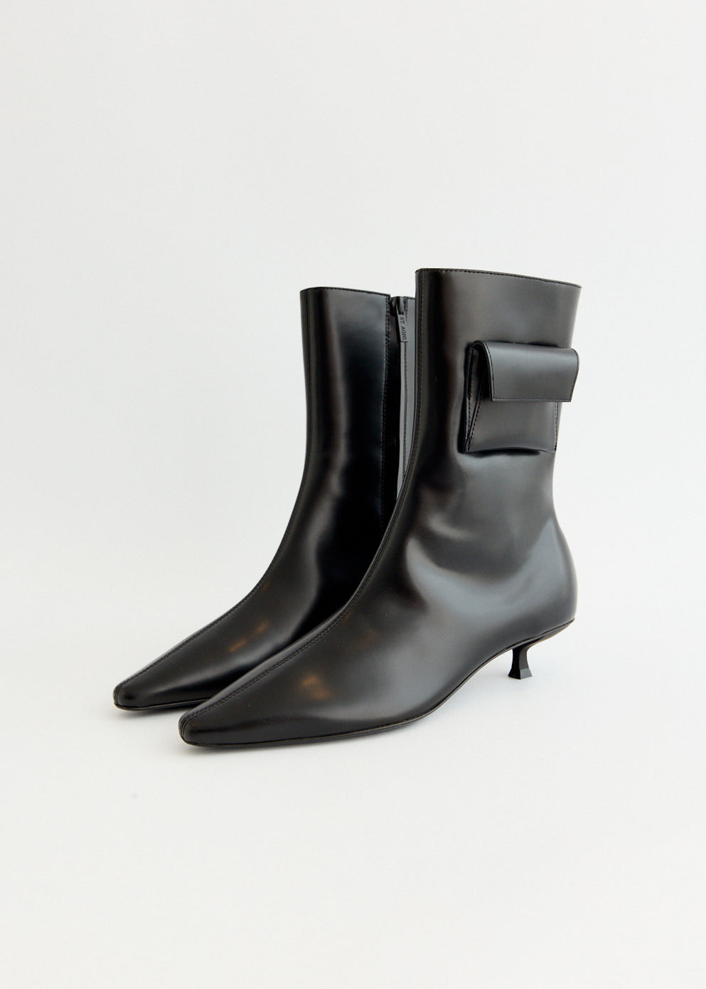 Petit Pouch Boot