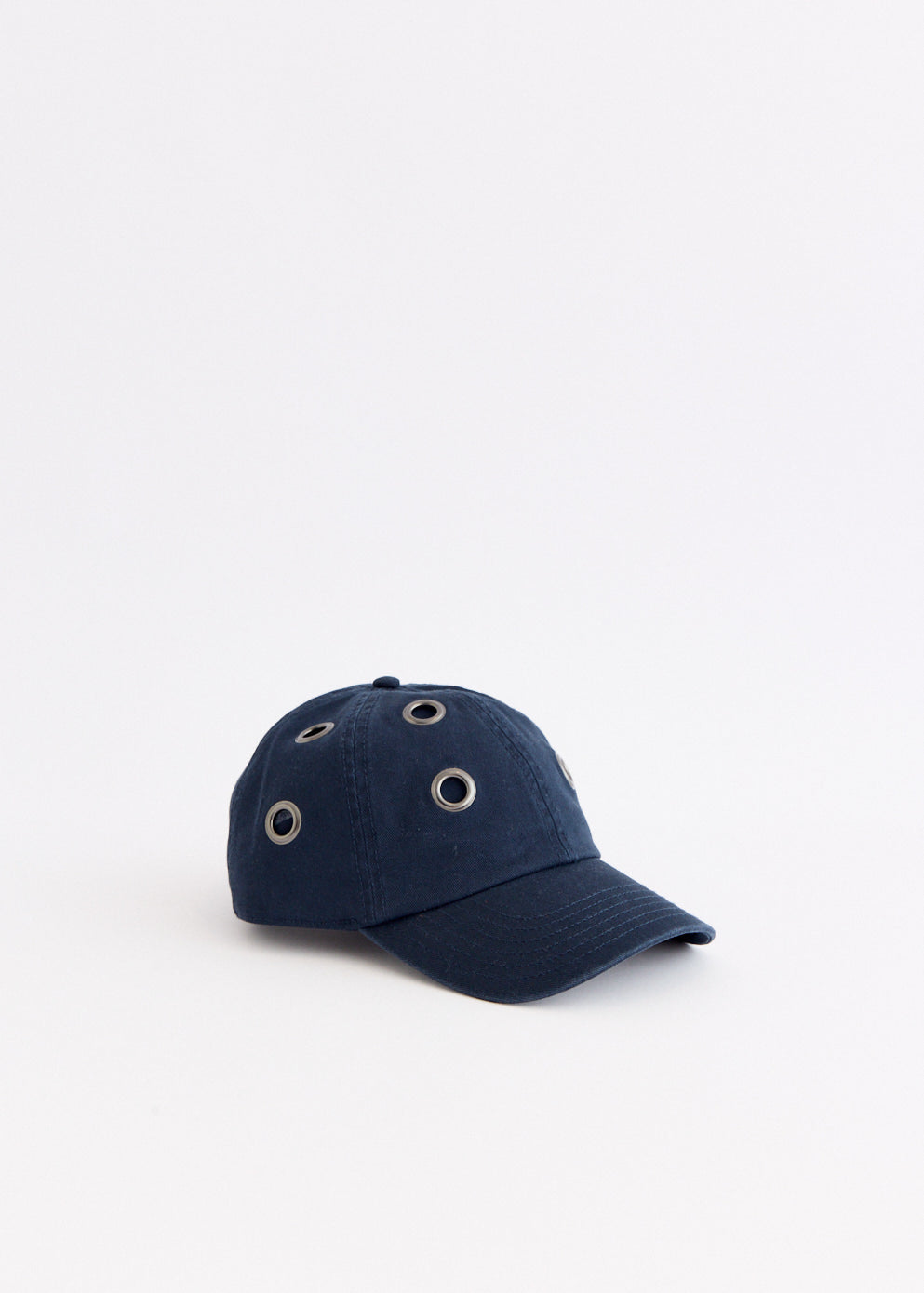 Eyelets Cap