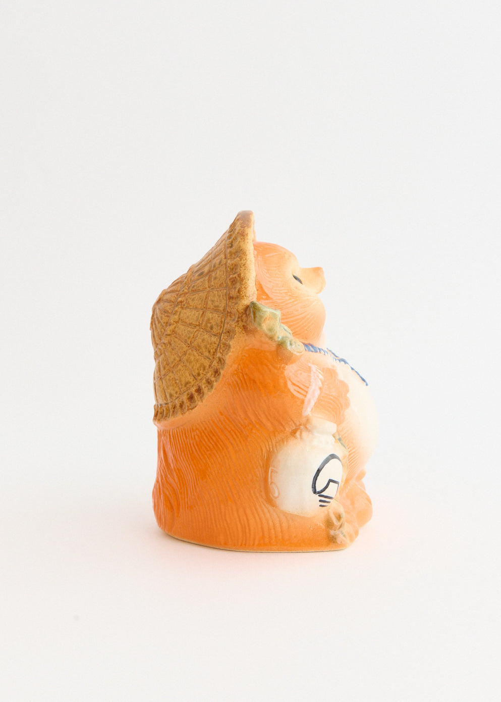 Fortune Raccoon Dog (Medium)