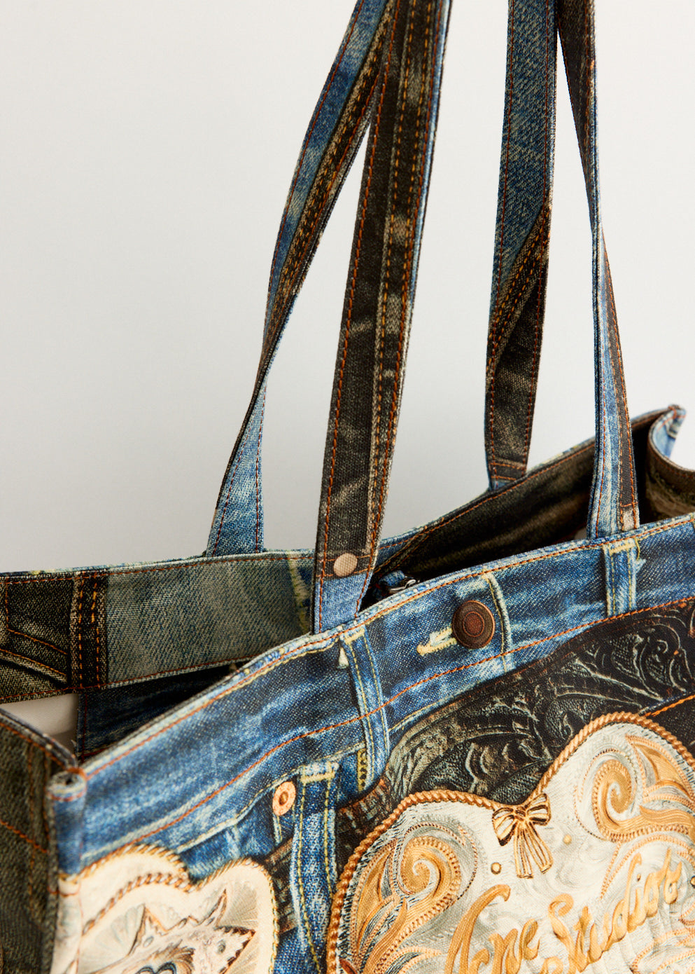 Logo Shoulder Tote Bag