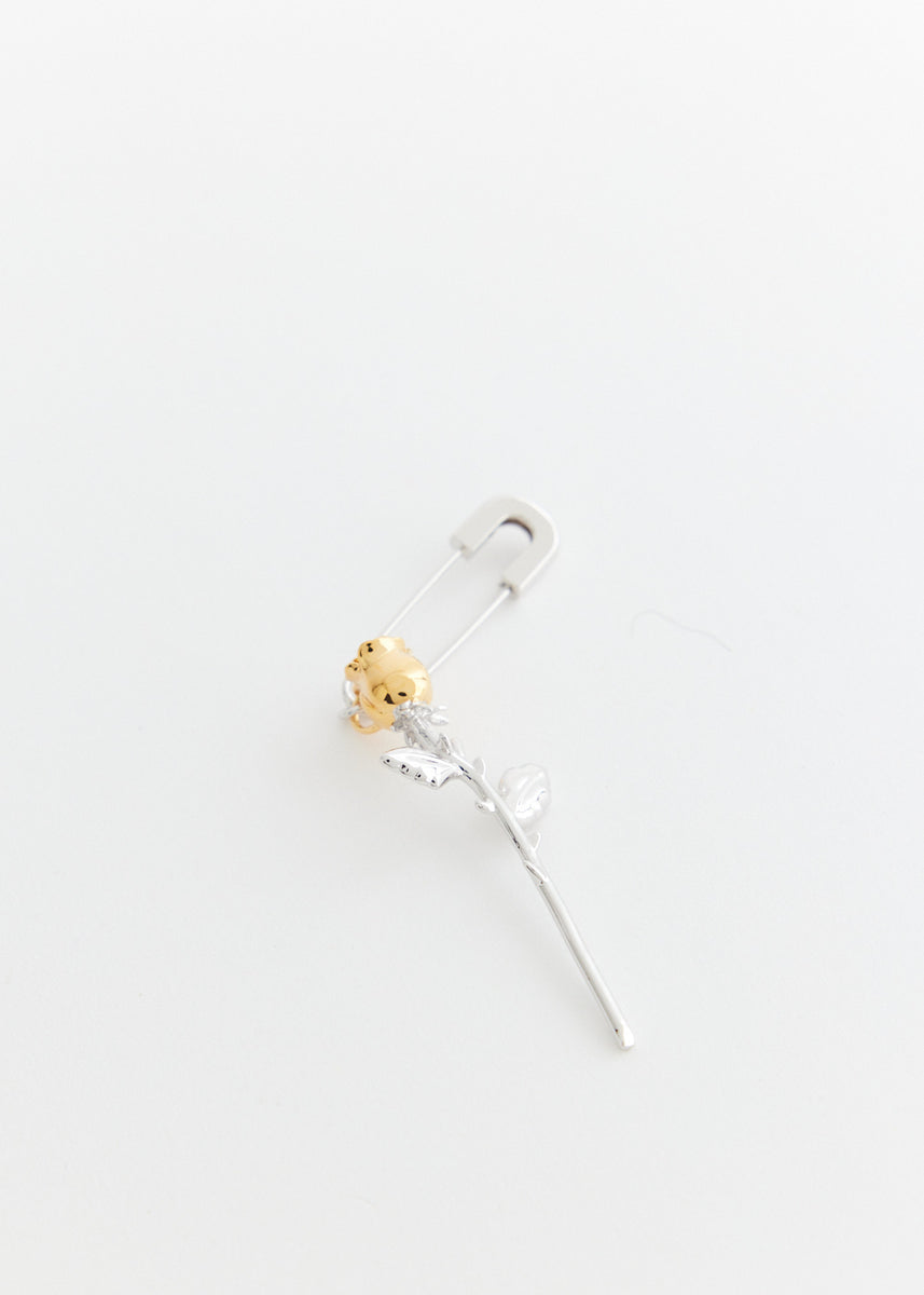 アンブッシュ AMBUSH ROSE CHARM EARRING バラ ピアス AMBUSH® - Rose Charm Earring | HBX - Globally Curated