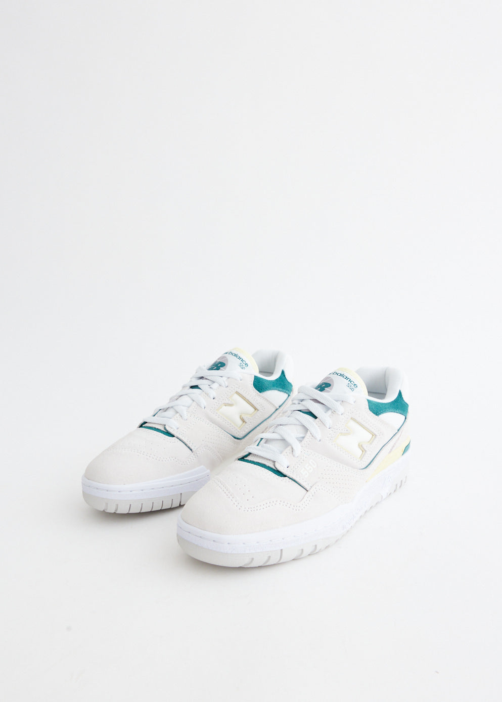 550 Sneakers