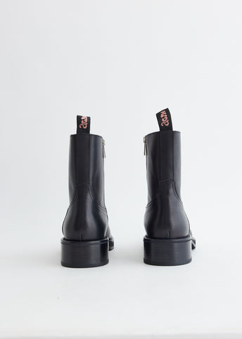 Besare Glossed Boots