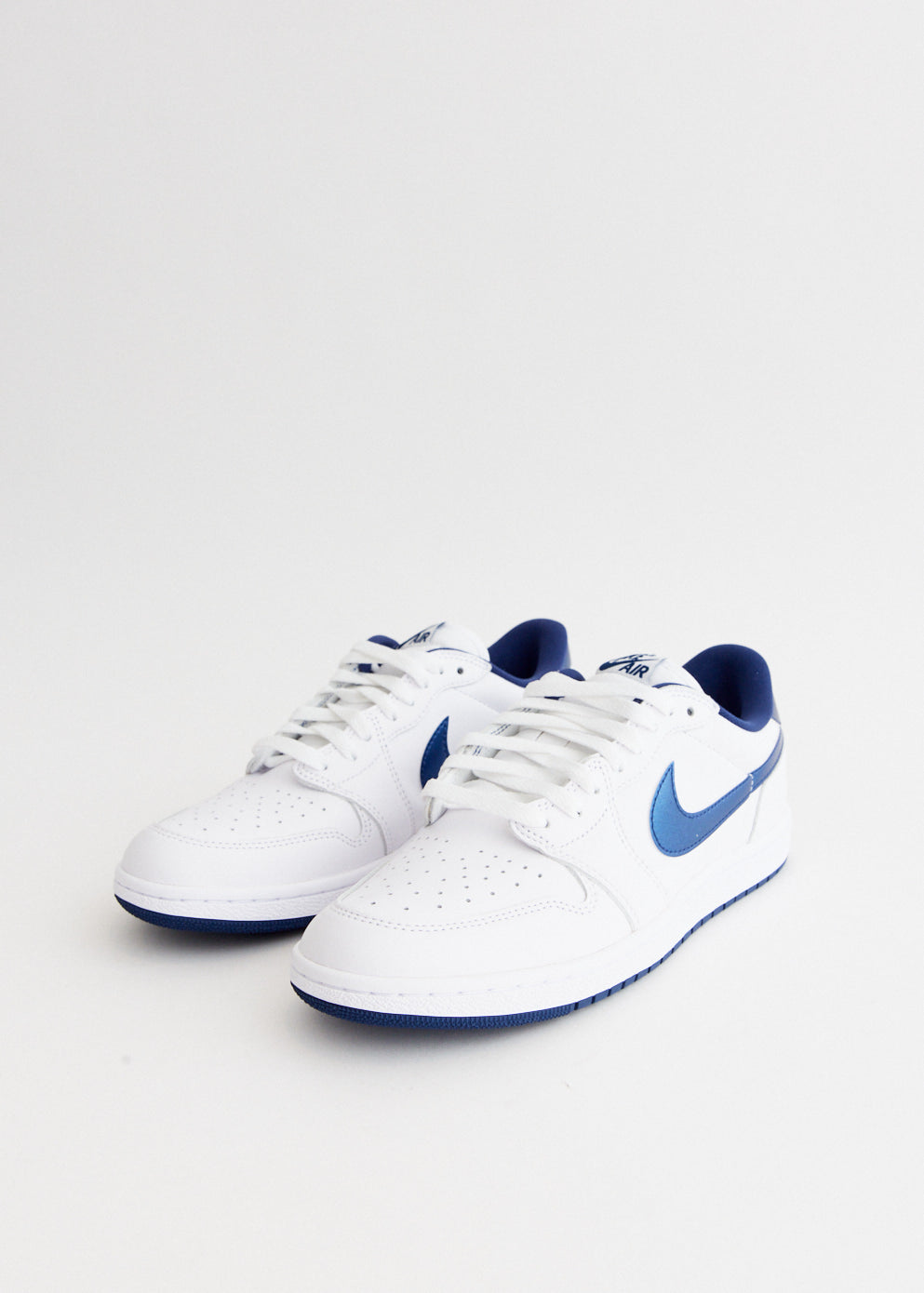 Air Jordan Low 85 'Metallic Navy' Sneakers