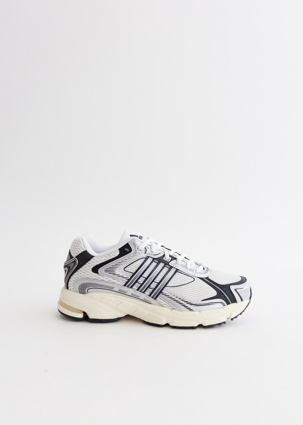 Response CL Sneakers