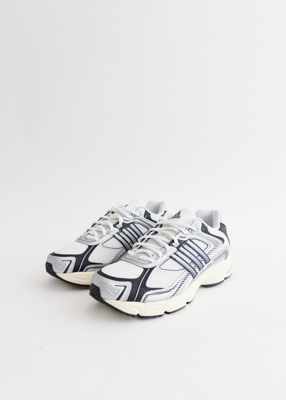 Response CL Sneakers