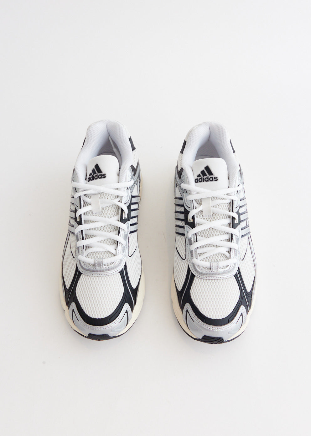 Response CL Sneakers
