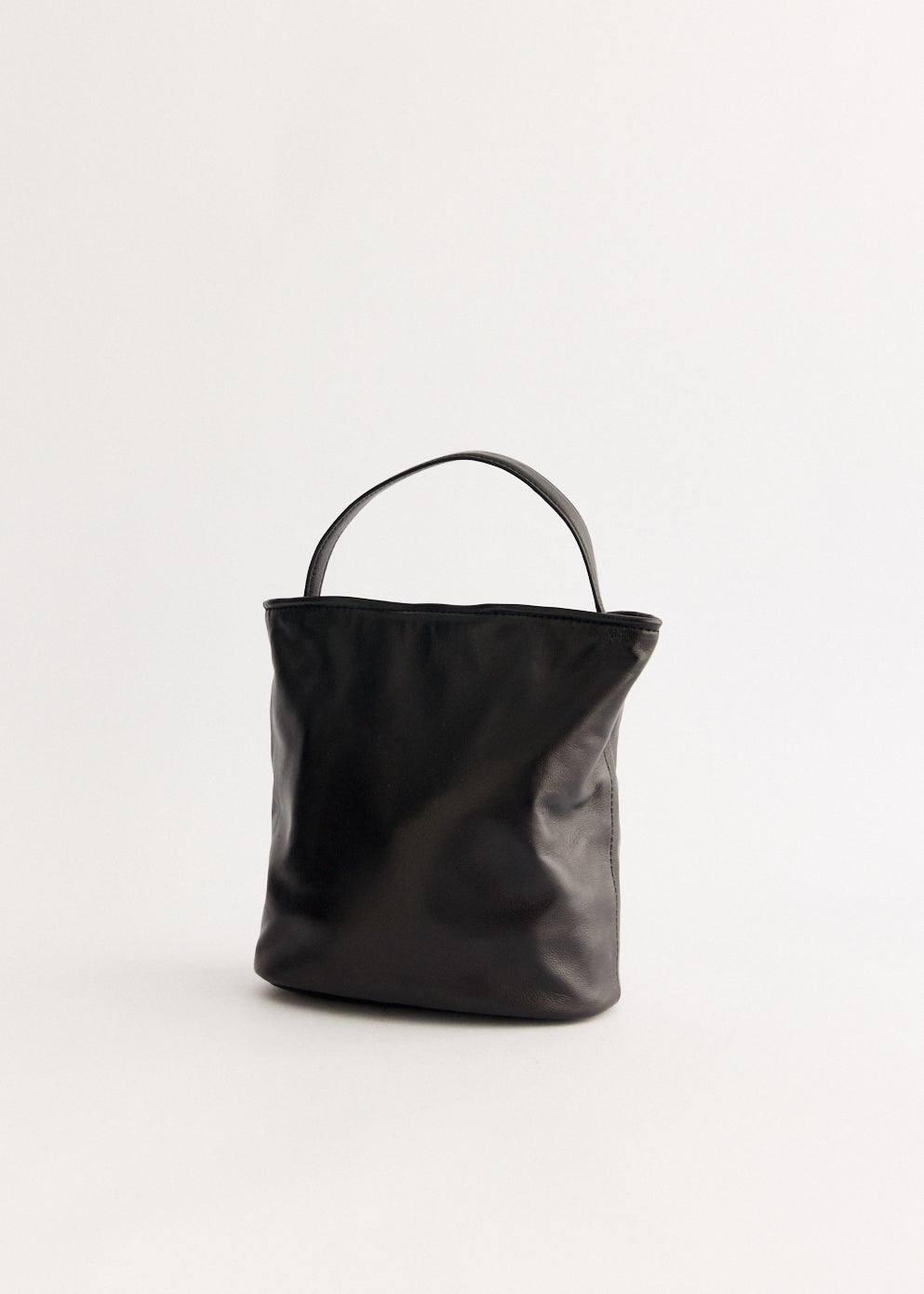 Wired Bucket Bag