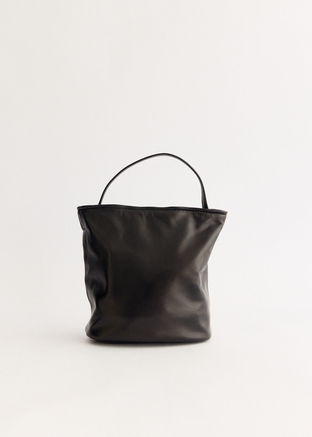 Wired Bucket Bag