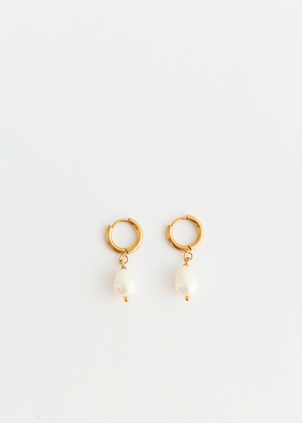 Liya Dangling Earrings