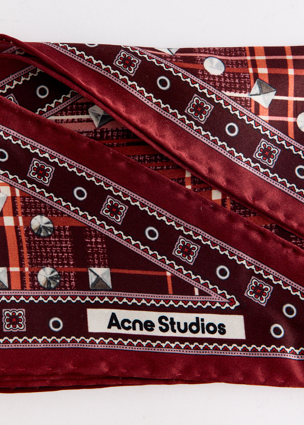 Volta Triangle Check Scarf