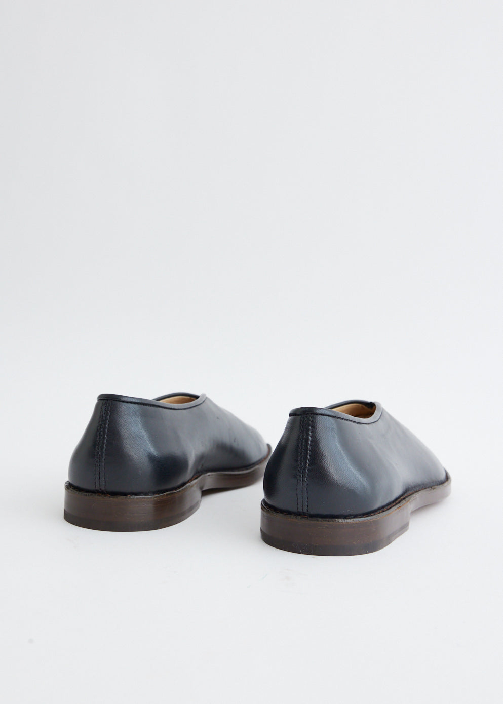 Flat Piped Slippers