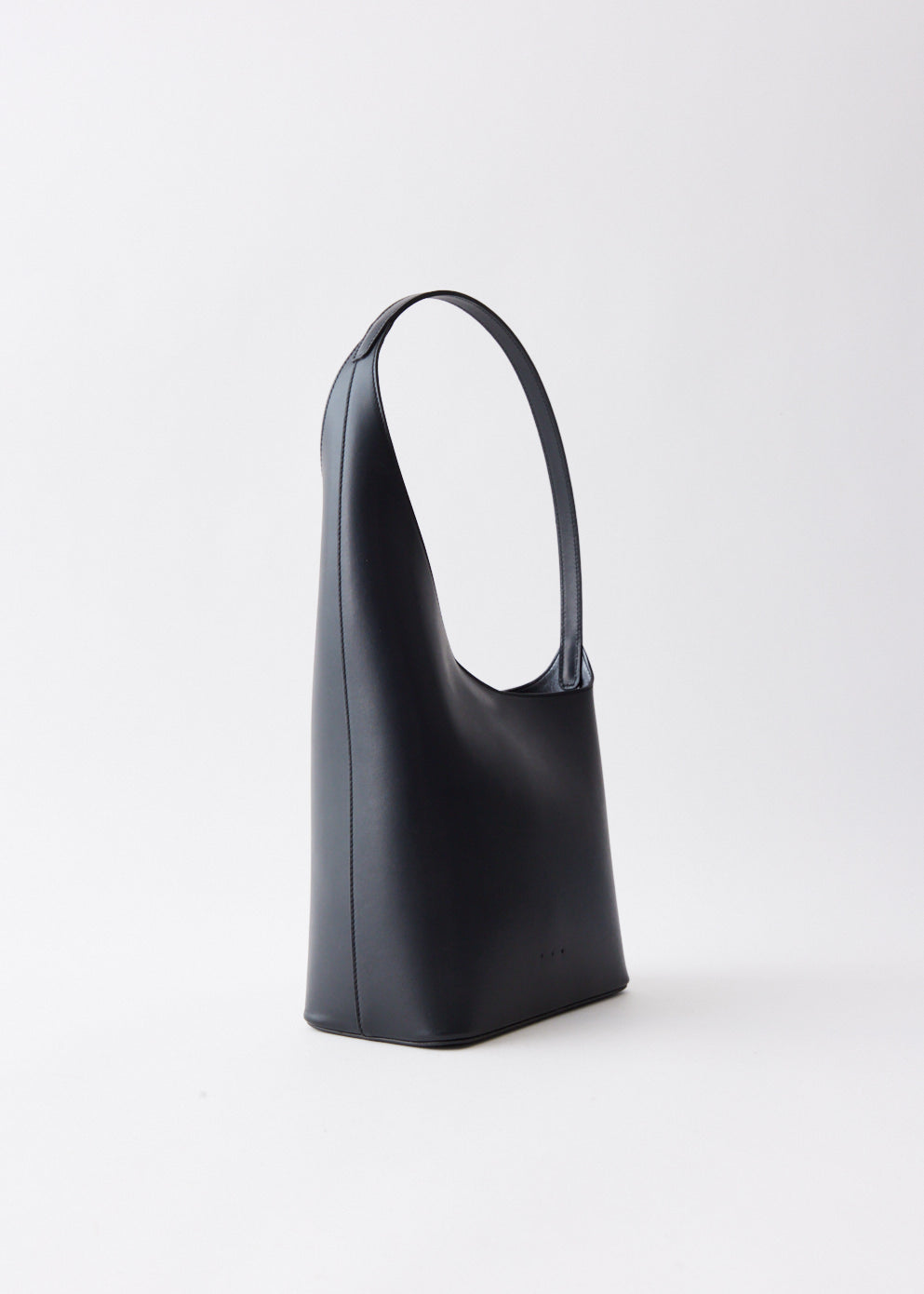 Aesther Ekme Lune Tote Smooth Leather Bag In Black