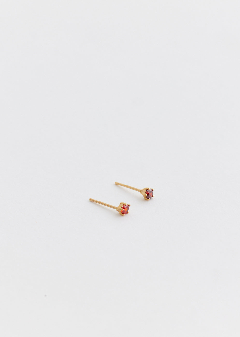 Isee Studs