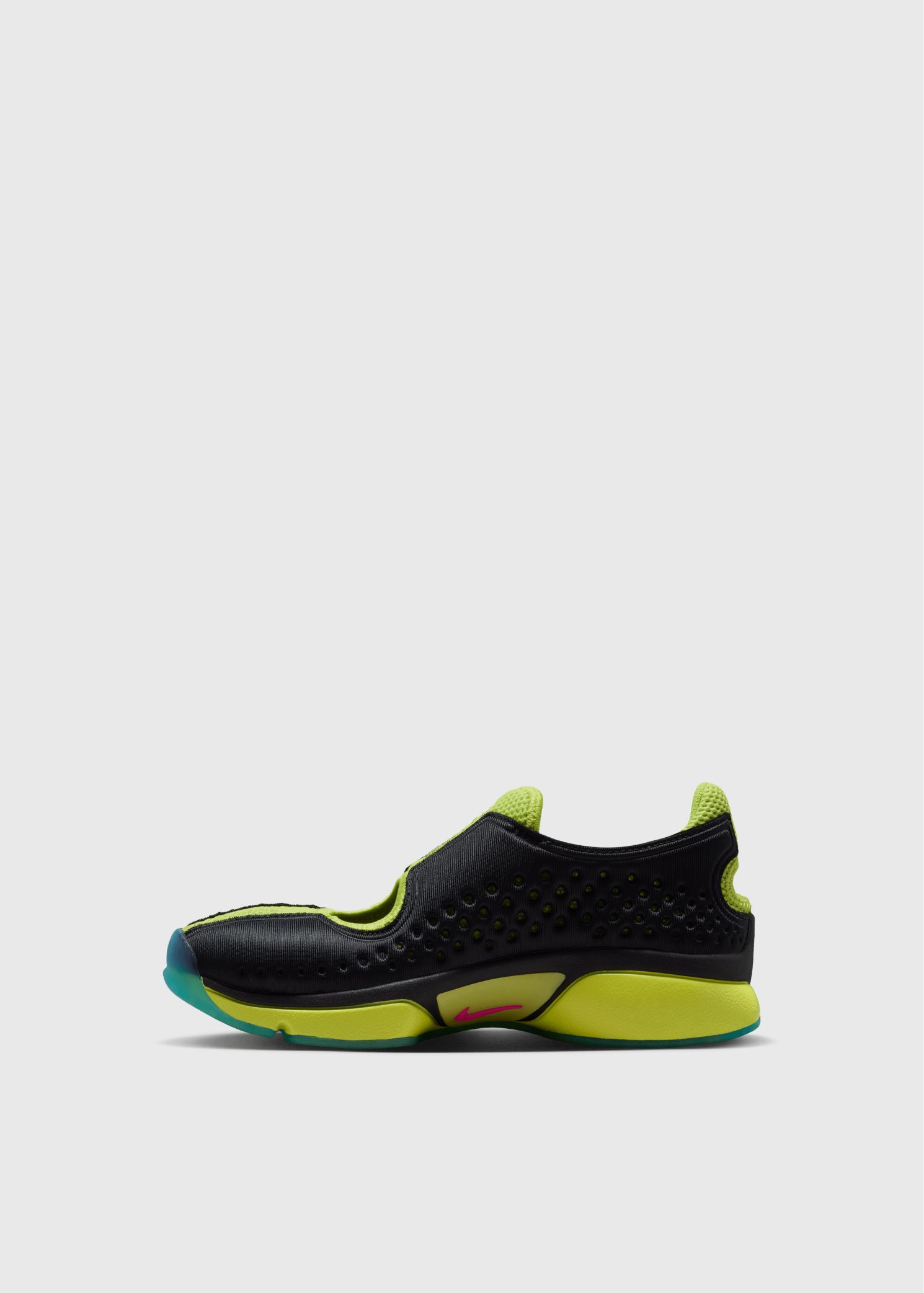 x MoMA Women's Air Rift 2 'Black Light Fuchsia' Sneakers