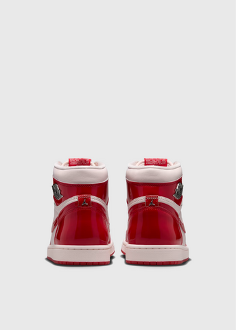 Air Jordan 1 Retro High OG 'University Red' Sneakers