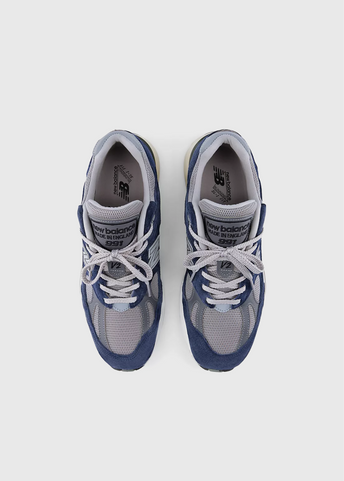 MADE in UK 991v2 'Insignia Blue' Sneakers