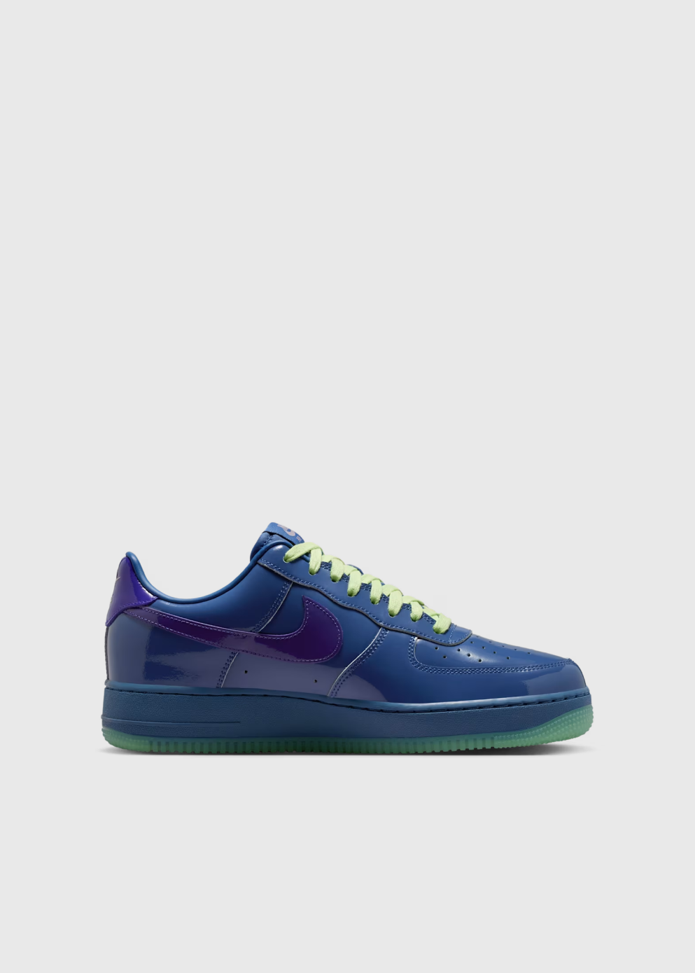 The Air Force 1 Low 'Mystic Navy' Sneakers