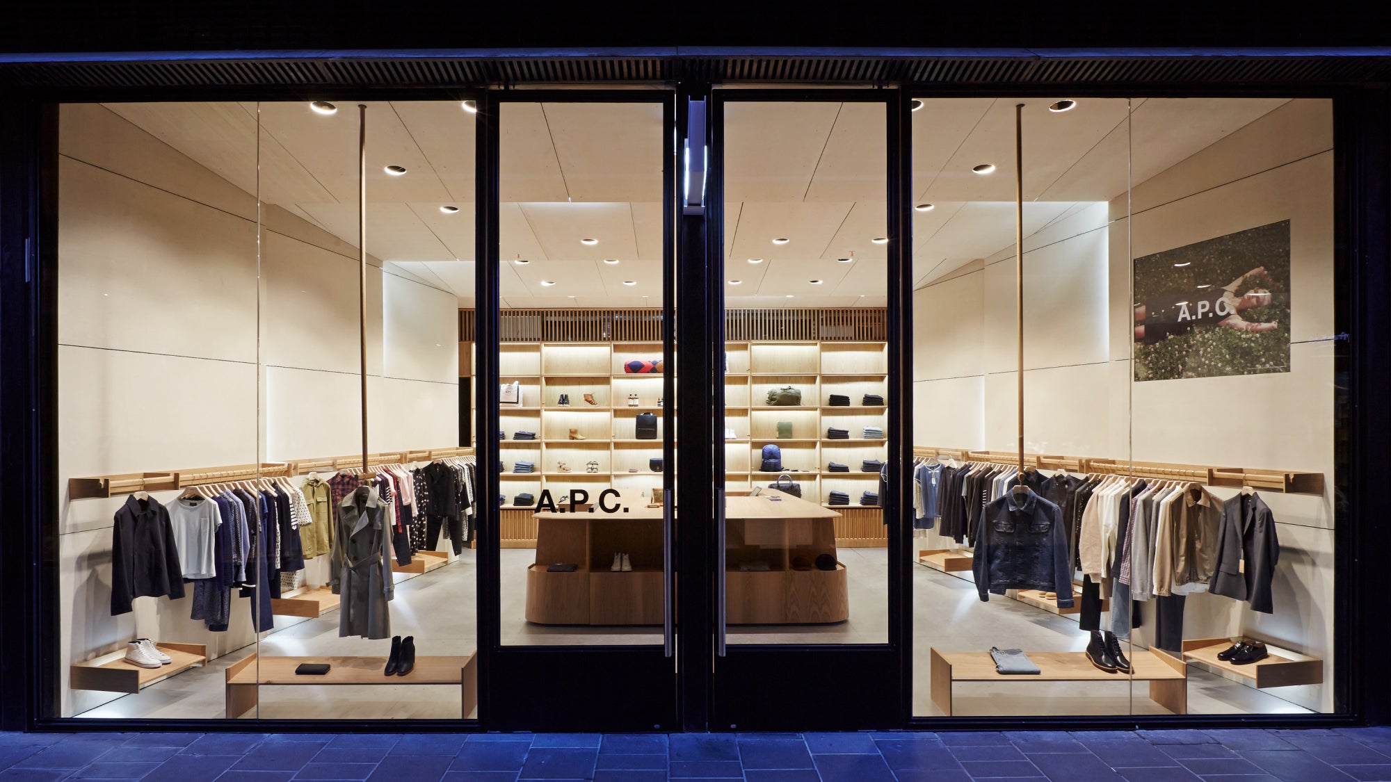 A.P.C. QV