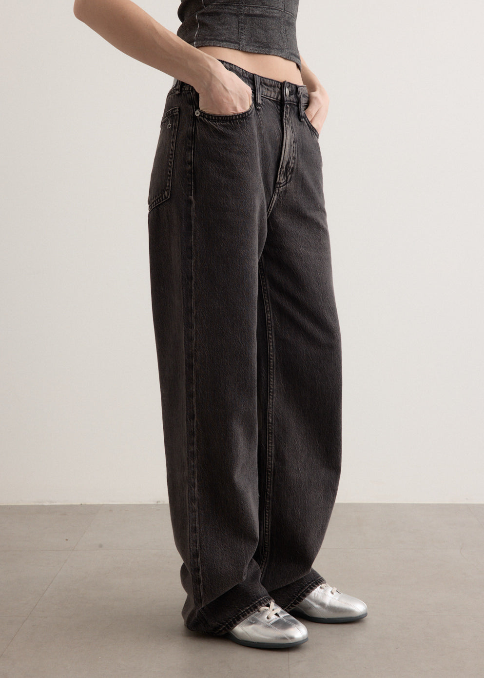 Featherweight Logan Jeans