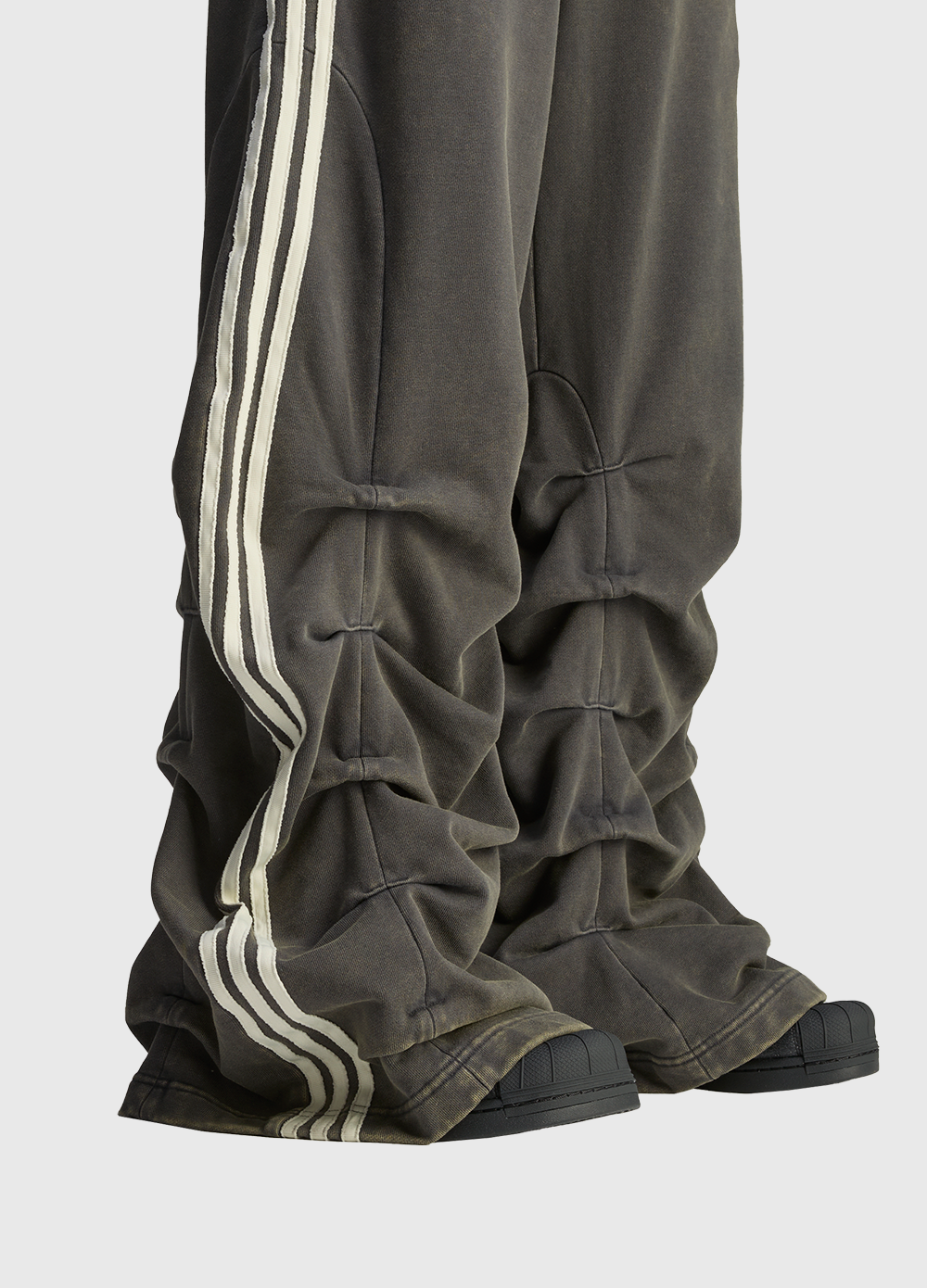 パンツ US M ADIDAS AVAVAV RUCHED PANTS CARBON Adidas Originals - ADIDAS ORIGINALS X AVAVAV RUCHED PANTS