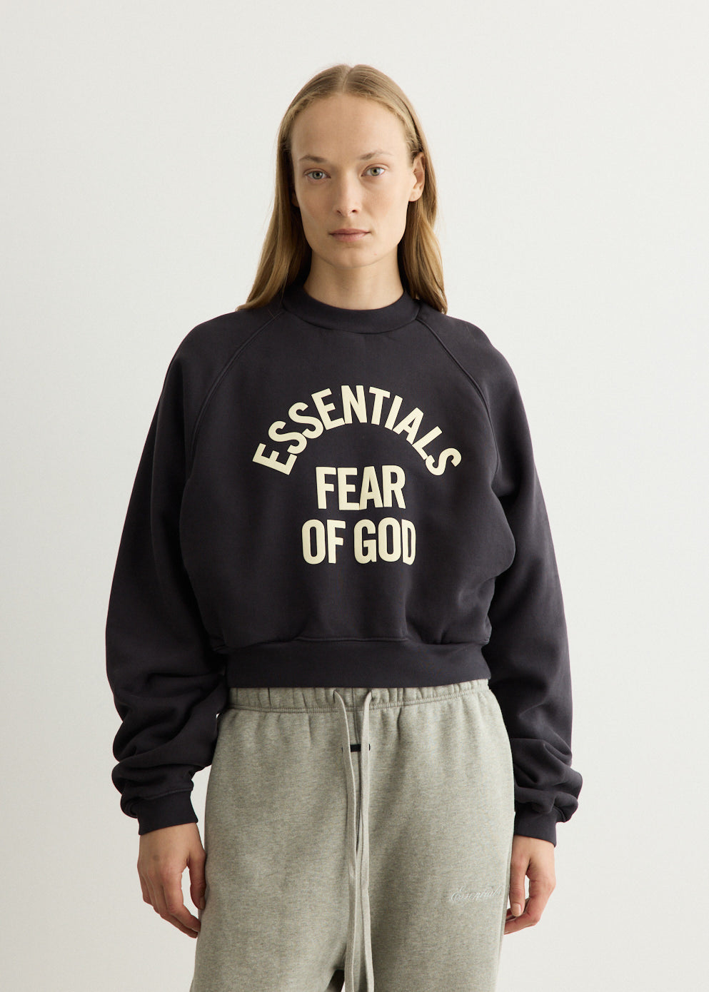 Campus 90's Cropped Raglan Crewneck