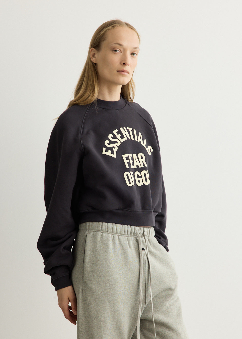 Campus 90's Cropped Raglan Crewneck