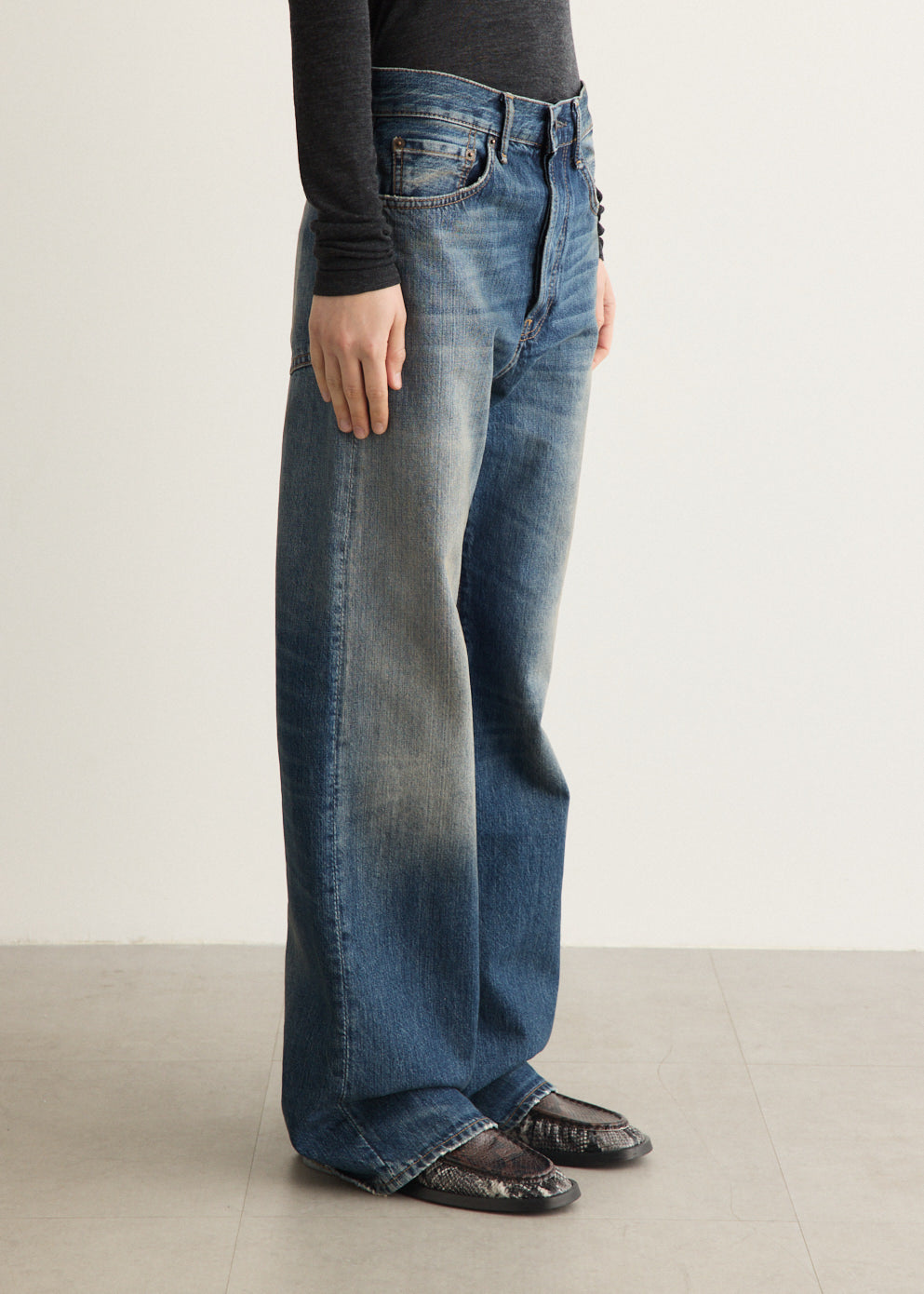 2021F Vintage Blue Jeans