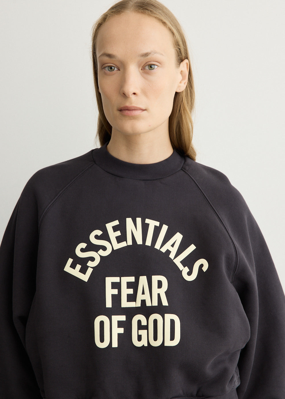 Campus 90's Cropped Raglan Crewneck