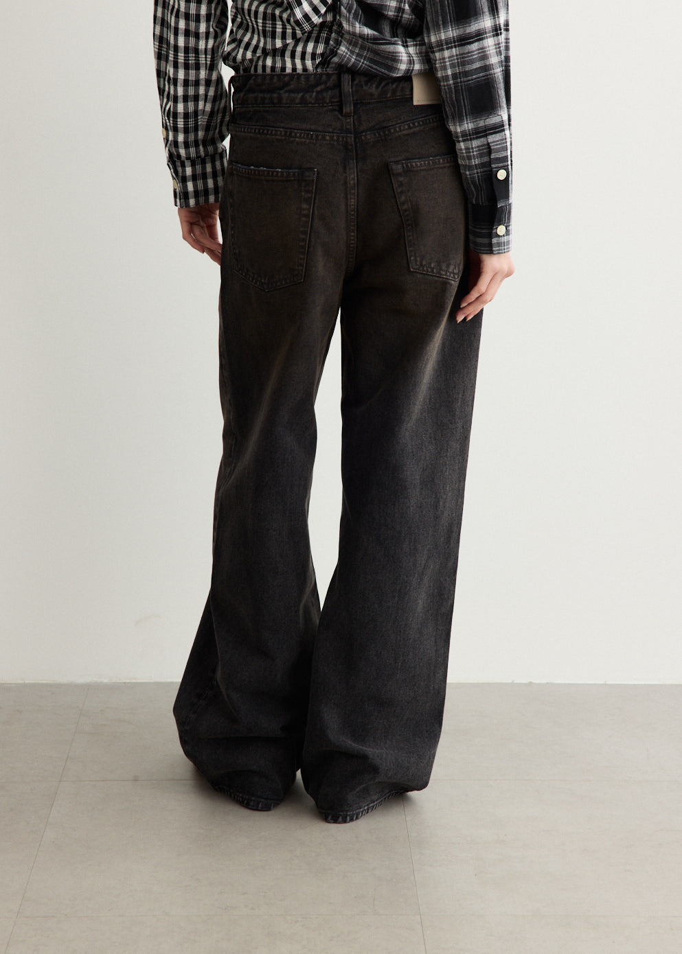 Full Cut Jeans