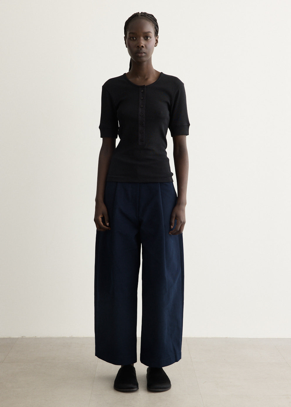 Deep Pleat Volume Ankle Crop Pants