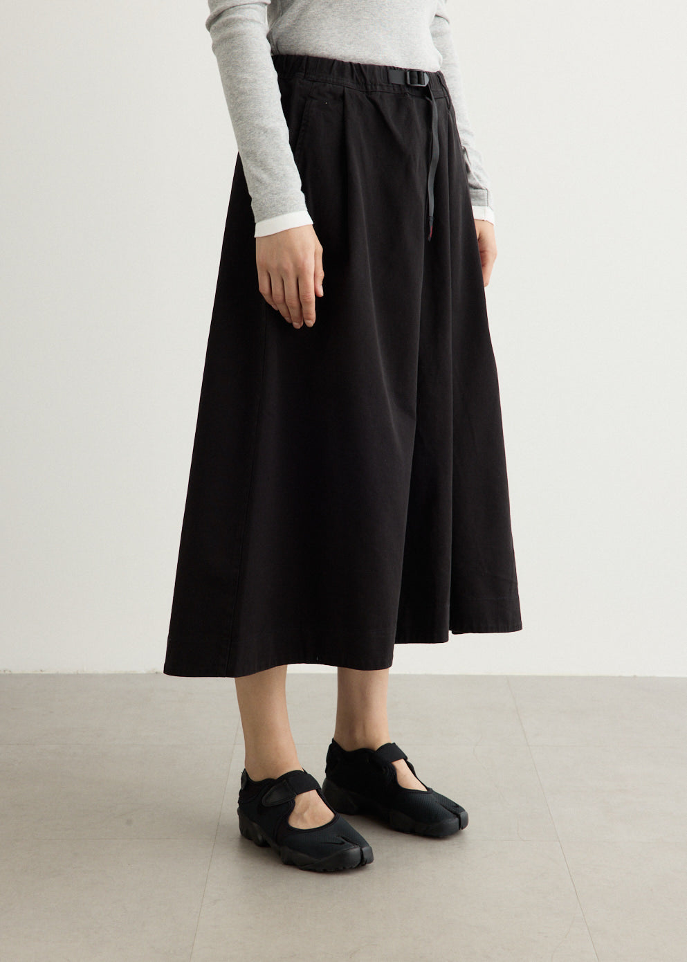 Talecut Skirt