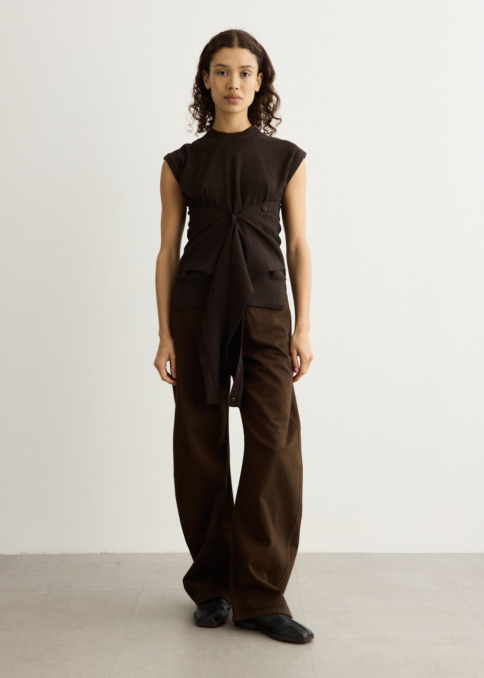 Sleeveless Buttoned Top