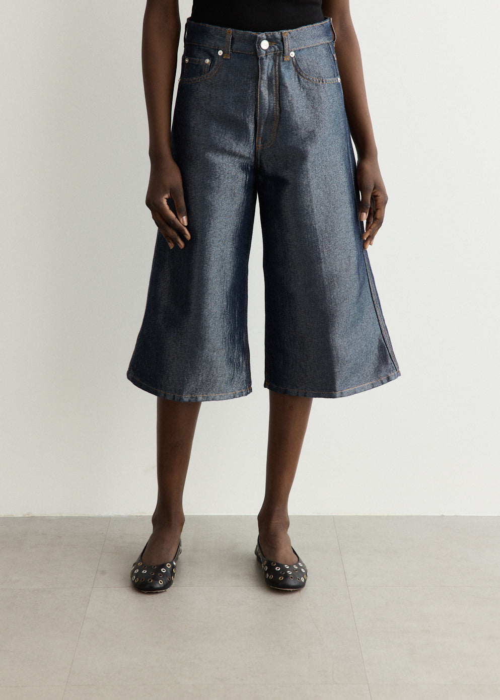 Shiny Weft Denim Shorts