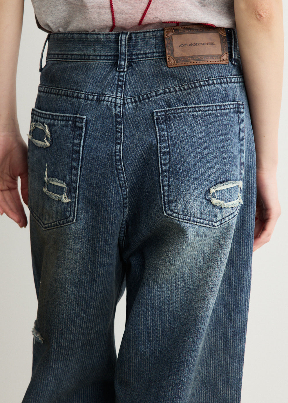 Oil Washed Rolled Up Jeans